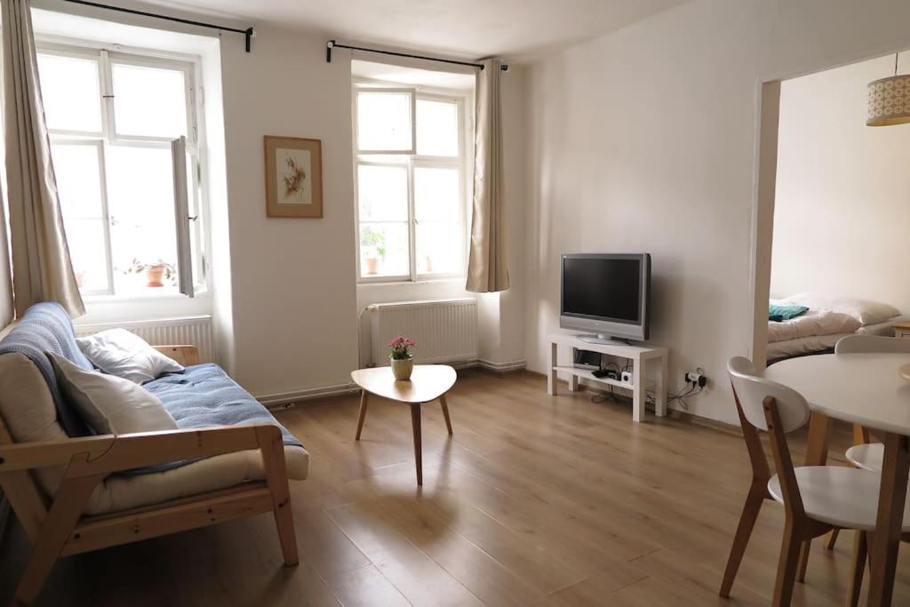 Hradcany Apartment With Green Energy Praga Exterior foto